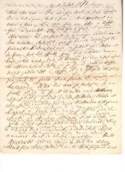 Mikhaïl Bakounine. 2 L.A.S. «M», Locarno 10 et 18 juillet 1871, à un ami italien; 2 pages et demie et 1 page in-4; en français. {CR}Au sujet de son journal La Solidarité et des secours aux Communards réfugiés.
10 juillet. Beppe écrit qu’il reviendra dans peu de jours, et qu’il envoie son article. «Aussitôt que je l’aurai reçu, je le prierai d’aller vous voir en passant par Milan et de faire tous ses efforts pour vous entretenir avec lui chez nous, vous et Bizzoni», qui doit venir dans une quinzaine de jours à Locarno… Il espère que Stampa pourra les rejoindre: «Nous le désirons tous ardemment, moi surtout. Nous aurions tant de choses à vous dire». Sa chambre préférée l’attend chez Paolo Gavirati... Il a reçu le paquet de livres; la vente de la première livraison [L’Empire knouto-germanique et la révolution sociale] l’intéresse d’autant plus «que j’ai destiné toute la somme que je pourrai réaliser au secours de nos amis les réfugiés de France. Ils en ont bien besoin. […] Et quelques minimes que soient les résultats que vous pouvez obtenir par une souscrition à Milan, je vous engage beaucoup à l’ouvrir et à la poursuivre avec la plus grande énergie. Que faire, nous ne sommes pas riches et c’est en réunissant de petites sommes que nous parviendrons à faire quelque chose»... Les souscripteurs ne signeront pas de leur nom, mais par quelque chiffre ou lettre, que La Solidarité publiera avec la somme versée. «La Solidarité qui s’est fortement ressentie de la crise générale va enfin reparaître, établie sur des bases solides maintenant»...
18 juillet. 50 exemplaires de la première livraison ont été envoyés d’Arona la veille. «La somme que nous réaliserons sera tout entière employée au secours de nos amis les Français»...
