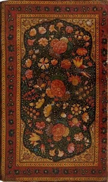 Manuscrit sur la vie de'Ali, Cachemire, fin XVIIIe siècle Manuscrit sur la vie de'Ali, sur papier de trois cent cinquante-quatre folios, de vingt-et-une lignes par page, en persan en écriture nasta'liq, à l'encre noire sur quatre colonnes et en marge. Richement enluminé d'un frontispice, en double page, unwan, orné de rinceaux floraux sur fond bleu et doré. Illustré de quarante-six miniatures: trois sur la vie de Mohammad, 43 sur la vie de l'Iman'Ali: bataille du Chameau, bataille de Ciffine et de Nahrawân contre les Kharraidjites et assassinat de Ali à Kufa,etc... Grande reliure cartonnée peinte en polychromie et laquée de bouquets sur fond vert foncé, au revers, arbre de vie stylisé en composition florale sur fond laqué carmin. Dim. reliure: 31 x 18,5 cm Provenance: vente publique, Me J. P. Chapelle, Versailles, 22 mai 1967, n°11. A manuscript on Imam'Ali's life, Kashmir, late 18th century. Collection Madame T
