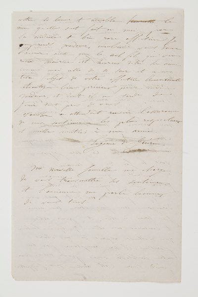 Eugénie de GUÉRIN (1805-1848) femme de lettres, diariste et épistolière, soeur de Maurice de Guérin.Lettre autographe signée «Eugénie de Guérin», [Paris] 26 novembre [1838, à Mme Louis de Sainte-Marie]; 4 pages in-8 (qqs mots biffés mais lisibles).À la mère de la baronne de Maistre.Elle la prie de rester aux Coques jusqu'à son arrivée: «Je vous le demande en grâce, de me laisser vous connaître, vous trouver aux Coques, de ne point mettre de lacune entre votre fille et moi. Le bonheur sera si doux pour moi de la recevoir de vos mains, de vous en remercier, de lui remplacer sa mère ! Je me réjouis de cette belle charge, de cette mission maternelle que Dieu et vous me confiez, et dont je vous promets de m'acquitter de mon mieux, malgré mon âge. Il n'en est point pour le coeur, pour l'amitié: elle est mère, elle est soeur, elle est tout ce qu'il y a de tendre et d'aimant. J'espère le prouver à ma chère Henriette, et toujours et bientôt». Elle va partir dans quelques jours: «Une fois chez mon amie, je serai à elle, et pour elle, et demeurerai avec elle. Quelque bonheur qui m'attende auprès de nos chers parisiens, il sera remplacé par un autre semblable, amis pour amis, soeur pour soeur. C'est ainsi que j'appelle votre si bonne et aimable Henriette, le nom qu'elle s'est fait en moi par sa cordiale et bien rare affection»...