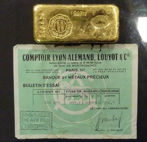 Lingot d'or numéro 606679 Titre: 997.1 Fondeur: Comptoir Lyon-Alemand, Louyot et Cie, Paris Poids: 999 g Certificat