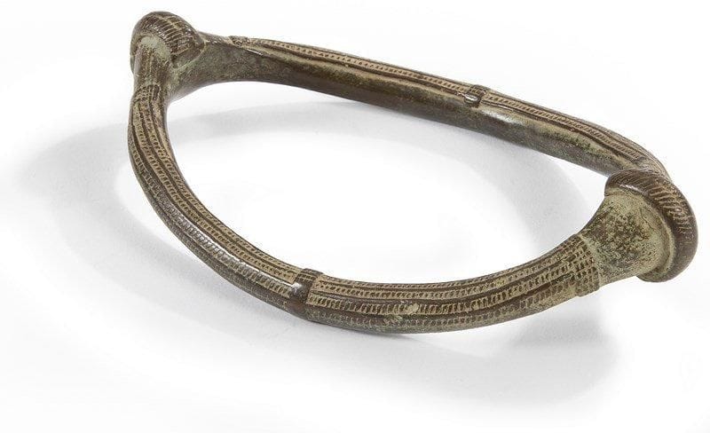 BOBO (Burkina Faso)

Chevillère.
En bronze à cire perdue, belle patine brune de grande ancienneté