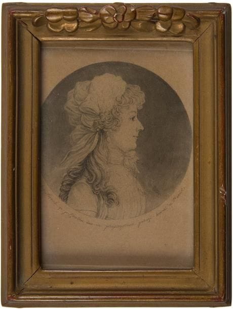 Dessiné par FOUQUET, gravé par CHRETIEN
Jeune femme de profil, coiffée d'un fichu, en costume Directoire. Physionotrace sur papier, tirage du XIXe siècle. Cadre doré rectangulaire, H.: 11 cm - L.: 8,5 cm