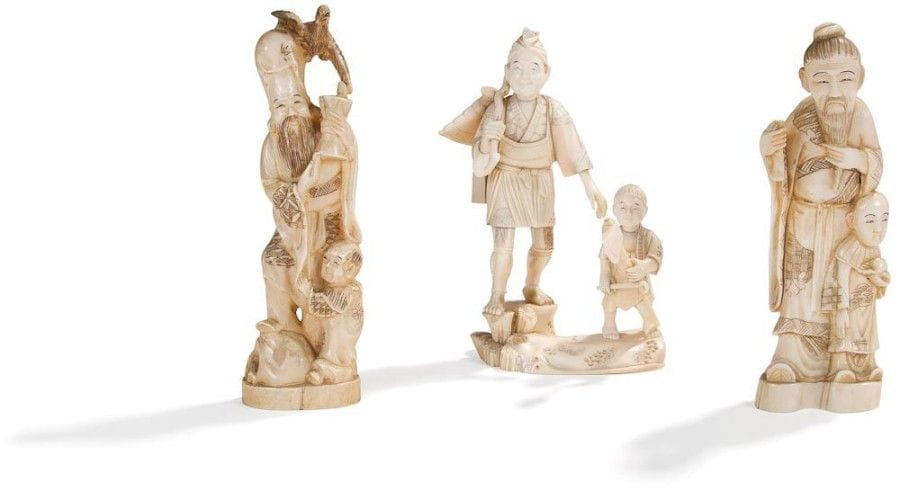 JAPON - Epoque MEIJI (1868 - 1912)

Trois okimono en ivoire marin, Fukurukuju avec enfant, immortel avec enfant et paysan avec enfant.
H.: de 15,5 à 16,5 cm
