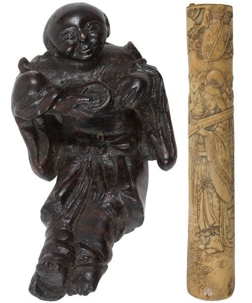 JAPON - Epoque MEIJI (1868 - 1912)

Manche d?ombrelle en os à décor sculpté de joueuse de koto avec enfant.
(Manques).
H.: 16,5 cm 
On y joint un netsuke en bois, enfant debout avec une sapèque.
H.: 6,5 cm