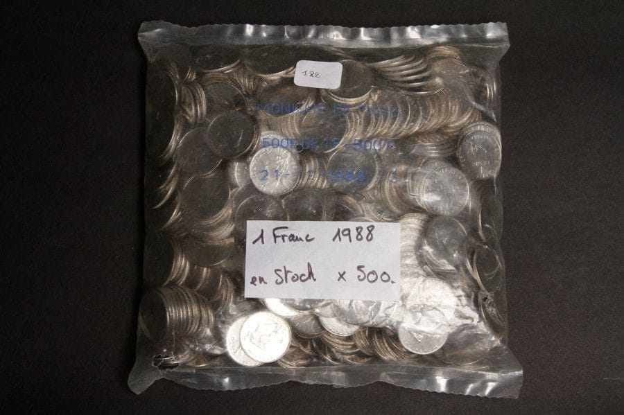 1 Lot de 500 pièces de 1F Semeuse 1988, BU. Etat neuf (sachet fermé de la Monnaie de Paris).