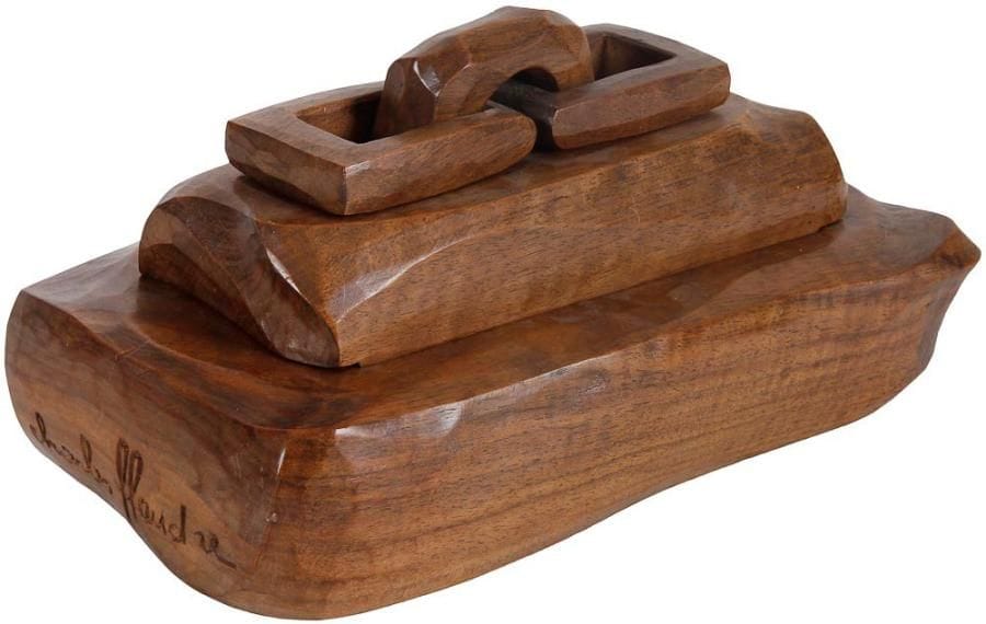 Charles FLANDRE (XXe)

Importante boîte en bois sculpté à la taille directe. Années 1950/60. Signée. L. 25 cm