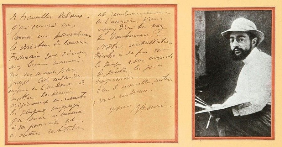 Henri de TOULOUSE-LAUTREC (1864-1901)
L.A.S. «Henri» [Paris juin 1891], à sa mère; 3 pages et quart in-8 (papier un peu bruni, encadrée avec photographie) Belle lettre au sujet de son procès contre Jules Roques, qui n'avait jamais payé les dessins faits par Lautrec pour Le Courrier français en 1886 et les mettait en vente à Drouot les 1er et 20 juin 1891.
«Je ne puis que m'associer à vos déboires intellectuels et autres, étant moi-même accablé par la pluie persistante. ? Impossible de faire quoi que ce soit de bon, et dégoût de travailler dedans. J'ai occupé mes loisirs en poursuivant le directeur du Courrier français qui si vous avez bonne mémoire ne m'avait pas payé. Cet individu ayant eu l'audace de mettre des dessins originaux en vente la plupart impayés, j'ai lancé un huissier à sa poursuite et ai obtenu restitution et remboursement de l'arriéré. Vous voyez d'ici le nez du bonhomme. ? Notre installation [21, rue Fontaine] touche à sa fin. Mais le temps nous empêche de goûter les joies tapissières»? Il ajoute: «Je vois rarement Papa, toujours enfarguetté»(*)