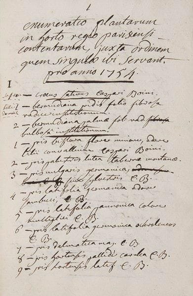 Jardin du Roi. Manuscrit, Enumeratio plantarum in Horto regio parisiensi contentarum, juxta ordinem quem singulae ibi servant. Pro anno 1754, suivi de Index arborum et fruticum et de Index Plantarum exoticarum, [Paris 1754]; 3 parties en un volume in-8, comprenant respectivement 162, 21 et 19 pages non chiffrées, soit 202 pages au total, broché, non rogné, couverture papier de l'époque ayant servi à de nombreux essais de plume (petit manque de papier dans la marge sup. des 50 dernières pages avec, sur certains feuillets, perte de qqs lettres, dos et coins usés).{BR} Précieux et rare manuscrit inédit, ordonnant et classant des végétaux. Il comporte la liste de près de 4 000 plantes, arbres et arbustes, tant indigènes qu'exotiques, cultivés en 1754 au Jardin du Roi.{BR} Regroupées par classes et par genres, selon une classification différente de celle de Tournefort, les plantes sont désignées par leurs noms latins, suivis des auteurs de référence qui sont le plus souvent Caspard Bauhin («C.B»), auteur du Pinax theatri botanici (1620), encore utilisé à l'époque, Charles de l'Escluse («Clusii») et Dodoens («Dodonii»). Les noms français sont parfois indiqués en marge, au moins pour les espèces les plus connues: joubarbe, renoncule, lavande, sarriette, thym, verveine, menthe, ortie, mélisse, sauge, gentiane, millepertuis, plantain, marjolaine, véronique... La plupart des plantes cultivées au Jardin du Roi avaient un intérêt médicinal, quelquefois alimentaire; ainsi 12 espèces de choux sont mentionnées, de même que 14 espèces de solanacées parmi lesquelles la pomme de terre, ou «Solanum tuberosum esculentum C.B.».{BR} Le catalogue des arbres et arbustes se trouve à la suite; on y relève les noms des essences les plus variées: sapin, cèdre du Liban, cyprès, chêne, noyer, noisetier, if, genévrier, poivrier des Espagnols, pistachier ordinaire, peuplier, laurier rose, arbousier, houx, etc. Quant aux plantes exotiques, elles comprennent des végétaux tels que le palmier, le coco