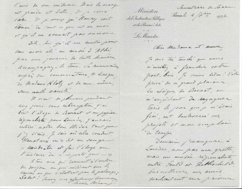 Léon BÉRARD (1876-1960) homme politique.
3 L.A.S., 1920-1923, [à Maurice Fenaille, et à Madame]; 8 pages et demie in-8, en-têtes Chambre des députés et Ministère de l'Instruction publique et des Beaux-arts.
 Paris 20 avril 1920. Au sujet de la présence de pétrole dans les Basses-Pyrénées: «Les points visés sont situés dans un périmètre d'assez peu d'étendue et compris, presque entièrement, dans l'arrondissement d'Orthez»? Sauveterre-de-Béarn 16 septembre 1922. Il doit parler aux obsèques de Bonnat, inaugurer un musée régionaliste à Lourdes «entre Fould et Rothschild», et assister à diverses fêtes et réunions à Sauveterre. «Toute la mélancolie de la rentrée est en moi. Les incidents et difficultés politiques vont se multiplier dans mon ministère; et je sais trop quel secours j'y puis attendre des hommes, des moeurs et des institutions. [?] c'est exaspérant, croyez-le, d'en être trop souvent réduit à pratiquer une thérapeutique d'onguents et de cataplasmes»? Paris 27 octobre 1923, à propos du vol de deux Gobelins au château de Versailles: «aucune recherche, à Versailles ou ailleurs ne nous fait entrevoir la fin de notre deuil. Si les deux tapisseries se retrouvent et si l'événement nous aide à obtenir des soldats autour du château et des gardiens plus nombreux et plus valides à l'intérieur, il n'y aura pas eu grand mal»?
