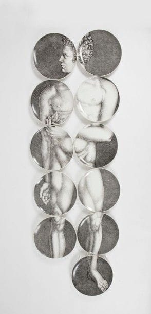 Piero Fornasetti (1913-1988)
Série Adam Suite de 11 assiettes en porcelaine à décor sérigraphique. Légères usures aux décors. Manque l'assiette n°1 du pied droit, un éclat sur l'assiette n°12. Chaque assiette numérotée au dos de 2 à 12, et signée du cachet FORNASETTI Milano Made in Italy. D.: 26 cm (Biblio. Piero Fornasetti la folie pratique, exposition musée des arts décoratifs, Paris, 2015, exemplaire à fond or reproduit p. 208)