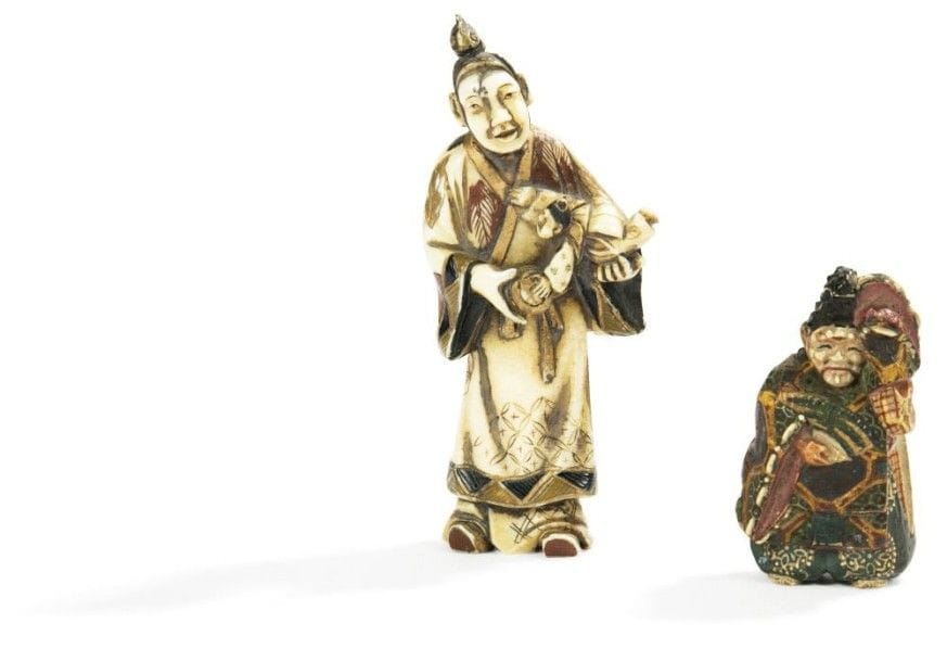 JAPON - Epoque MEIJI (1868 - 1912)

Okimono en dent d'hippopotame polychrome, prêtre debout tenant un petit personnage. Signé Kiyomitsu. 
(Petit accident à la coiffe). 
Hauteur: 10 cm 
On y joint un netsuke en hinoki polychrome, acteur debout portant un masque. Hauteur: 6 cm