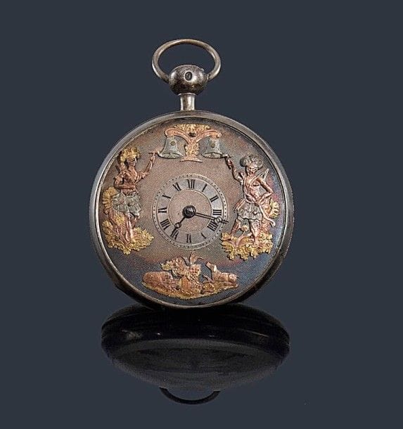 Montre de poche à coq en argent, diamètre 60 mm, Jaquemart avec automates (Martin Martine) sonnerie à la demande heure et quart, fonctionne. 
Poids brut:128,36 g
