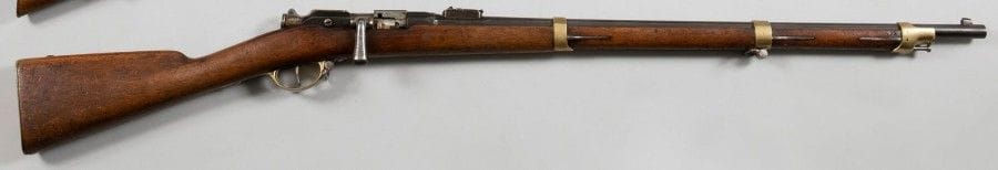 Carabine de gendarmerie GRAS 1874. M80, calibre 11 mm
Canon à pans au tonnerre, poinçonné et boîte de culasse marquée, dans son bronzage. Garnitures en laiton poinçonné.
A.B.E.