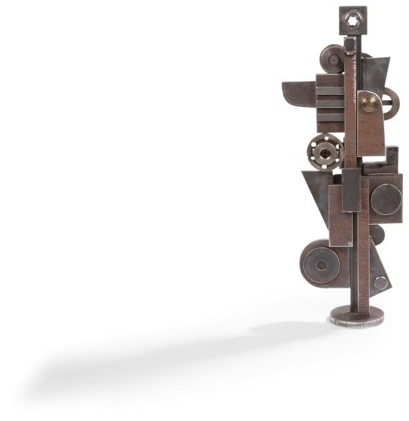 Georges TERZIAN (né en 1939)
L’écolière
Sculpture en métal soudé.
Signée à la base.
Hauteur : 68 cm

