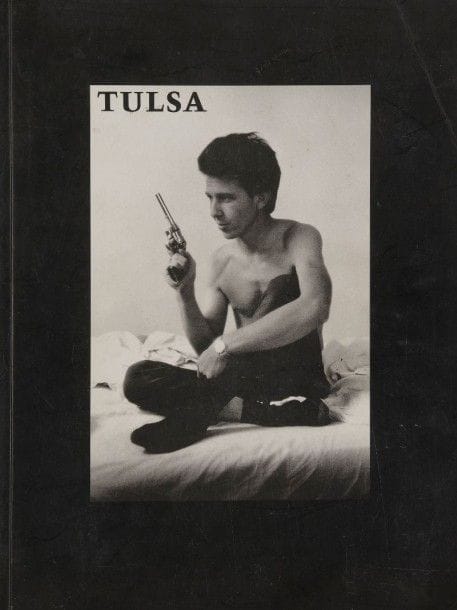 LARRY CLARK
Livre «TULSA» Éditions Grove Press, USA, 1971
Bon état, jaquette frottée Intérieur bon