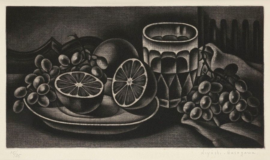 Kiyoshi Hasegawa (1891-1980)
Oranges et raisins. 1928. Manière noire. 290 x 160. Reifu-Syobo 228. Très belle épreuve sur vélin crème, numérotée et signée au crayon. Rousseurs claires et trace d’oxydation à l’ouverture du passe-partout. Toutes marges. Tirage à 35 épreuves. 