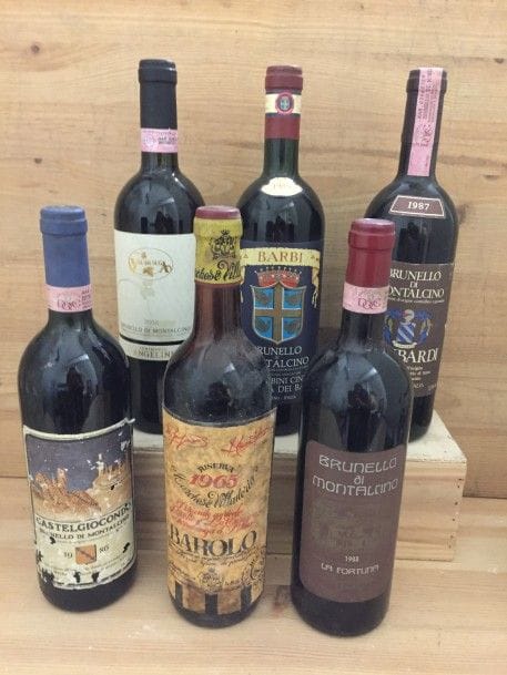 1 B, BRUNELLO DI MONTALCINO (T.L.B.), Fattoria dei Barbi, 1985
1 B, BRUNELLO DI MONTALCINO (e.l.a.), Lombardi Maurizio, 1987
1 B, BRUNELLO DI MONTALCINO LA FORTUNA (T.L.B.-), Gioberto Zannoni, 1988
1 B, BRUNELLO DI MONTALCINO (M.E.+; e.t.a. mais lisible), Frescobaldi, 1986
1 B, BRUNELLO DI MONTALCINO , Teninenti Angelini, 2002
1 B, BAROLO (M.E; e.t.h; c.s. + traces de coulures ?), Marchese Villadoria, 1965