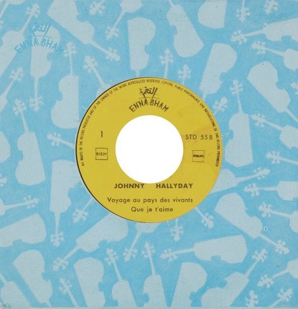 JOHNNY HALLYDAY 
45 T «Voyage au pays des vivants», Label Ennagham STD 55 B, édition Tunisie.
Pochette et disque VG+ / VG++