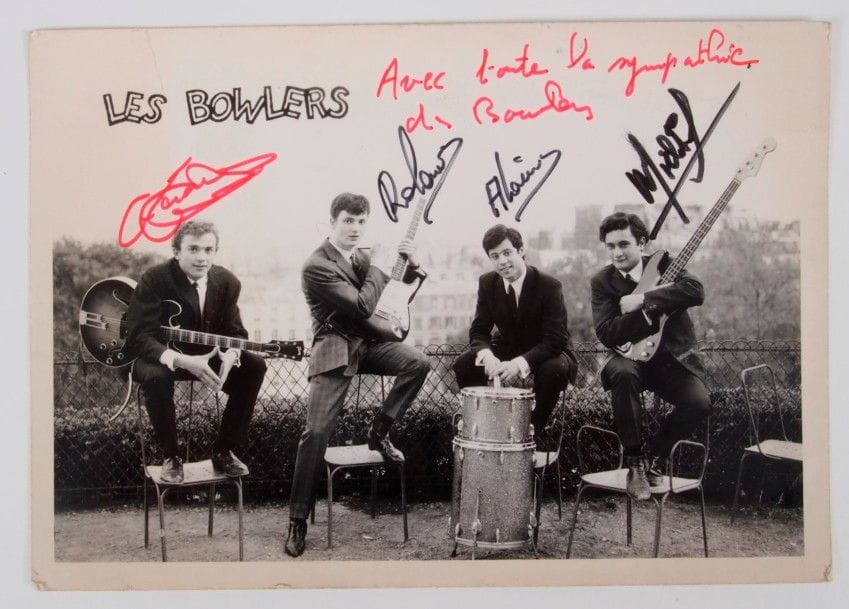 LES BOWLERS
Photographie promotionnelle, signée par le groupe.
Format : 18 x 13 cm
Bon état.