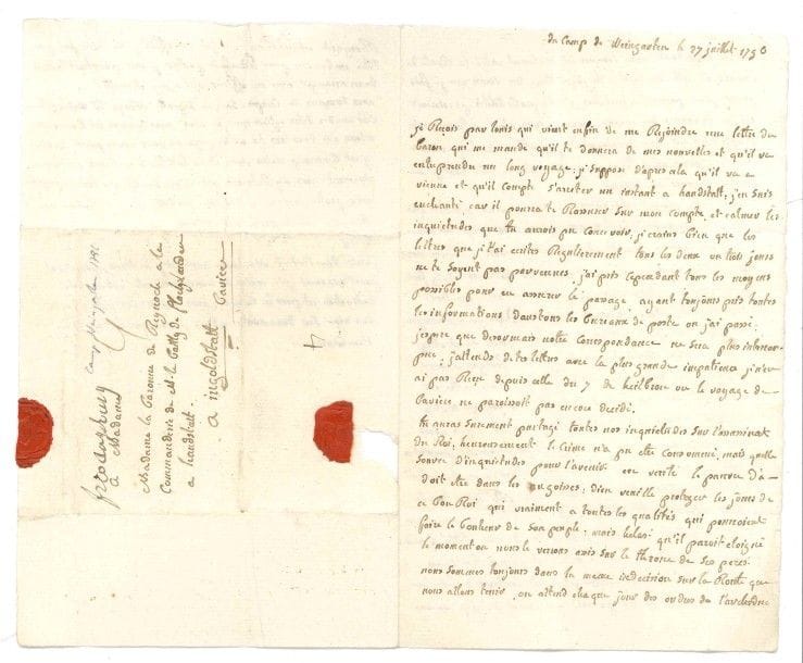 Anne-Joachim-Joseph, marquis de ROCHEMORE (1766-1855) officier, il fit les campagnes de l’Émigration, puis fut maréchal de camp et député. 7 L.A., 1792-1796, à son oncle M. de Rochemore, puis à sa femme la marquise de Rochemore ; 19 pages in-8, adresses avec cachets de cire rouge à son chiffre ou ses armes (brisés).

Intéressante correspondance d’un officier de l’armée des émigrés.
Février-avril 1792, 3 lettres à son oncle M. de Rochemore en son château de Gallargues à Lunel, puis à Nice. 10 février : les troupes autrichiennes se rassemblent autour de Trèves et Mayence, et l’empereur d’Autriche, « les circonstances le forçant à faire la guerre à la France conjointement avec d’autres puissances », a prié le Prince de Hohenlohe « d’accepter le commandement d’une armée de quarante mille hommes », et des bourgeois comme des paysans arrivent de toutes parts pour s’enrôler ; il espère que les chose prendront rapidement « une forme plus militaire  » malgré « quelques mauvais esprits qui cherchent à semer la zizanie »... 9 avril : « il parait certain que toute correspondance avec l’étranger va être interceptée le 15 de ce mois » ; il espère que la conduite ferme de son oncle « vis-à-vis de la municipalité de Gallargues leur en imposera et vous sauvera du pillage ; il ne faut pourtant jurer de rien avec de pareils scélérats »… 20 avril : il déplore ce qui est arrivé au château de Gallargues (incendié) : « je sais combien il est affreux pour vous de perdre en un instant ce qui vous avoit couté tant de soins et d’argent [...] J’espère que vous avez pu passer la frontière » ; il s’inquiète des fatigues du voyage pour son oncle et sa tante ; « toutes les troupes autrichiennes et prussiennes qui doivent agir sont décidément en marche [...] je crois qu’avant la fin du mois nous allons prendre une position militaire », et Monsieur annonce la fin de leur inaction forcée, et ordonne que chacun rejoigne son cantonnement en attendant de nouveaux ordres...
Juillet-octobre 17