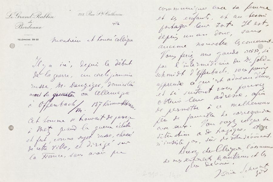 SCHWARTZ Isaïe, grand rabbin
- L.a.s., Bordeaux, s.d. (entre 1914 et 1918) concernant un nommé Danziger, juif originaire de Russie, installé à Offenbach en Allemagne, surpris par la guerre à Metz, expulsé par les allemands vers la France et resté sans nouvelles de sa famille, 2 pp. in-8° (trous de classeurs).