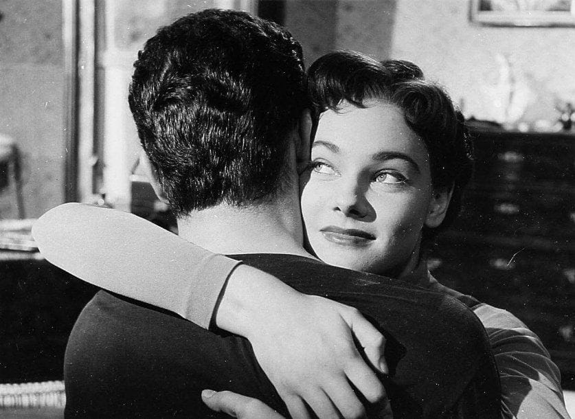 Federico Patellani (1991-1977)
La lupa (La louve de Calabre), 1953. De Alberto Lattuada, avec May Britt et Pierre Cressoy. Huit tirages argentiques d'époque. Tampon du photographe et étiquette tapuscrite aux versos. 24 x 18 cm. On joint un tirage d'exploitation. 24 x 18 cm.