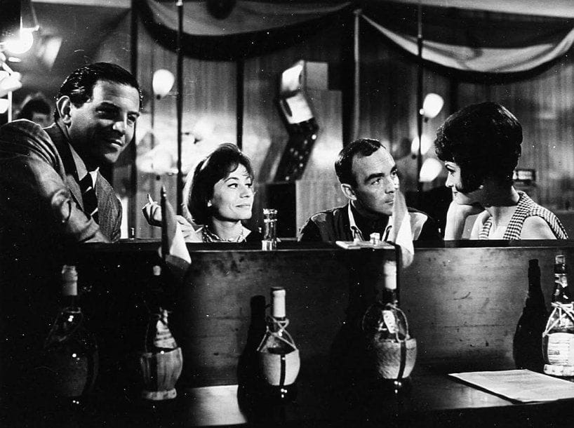 Smog, 1962. De Franco Rossi, avec Annie Girardot, Enrico Maria Salerno et Renato Salvatori. 12 tirages argentiques d'époque. Tampon Roma's Press Photo aux versos. 24 x 18 cm.