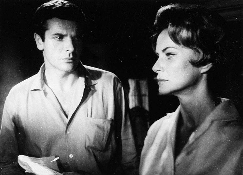 Homenaje a la hora de la siesta (Quatre femmes pour un héros), 1962. De Leopoldo Torre Nilsson, avec Alida Valli, Paul Guers, Alexandra Stewart, Violetta Antier et Luigi Picchi. Cinq tirages argentiques d'époque. Tampon du film aux versos. 24 x 18 cm.