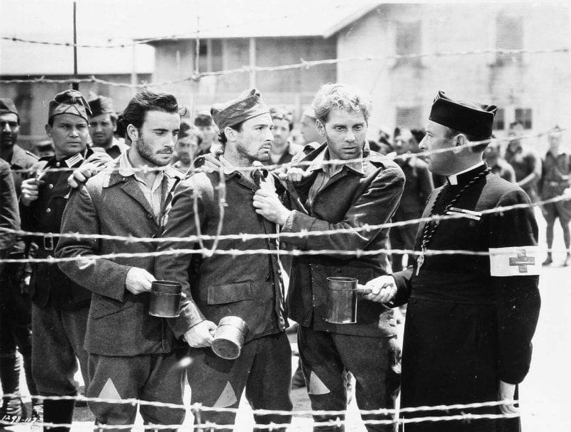 The cross of Lorraine, 1943. De Tay Garnett, avec Jean-Pierre Aumont et Gene Kelly. Huit tirages d'exploitation d'époque. 25,5 x 20,5 cm. On joint un document tapuscrit.
