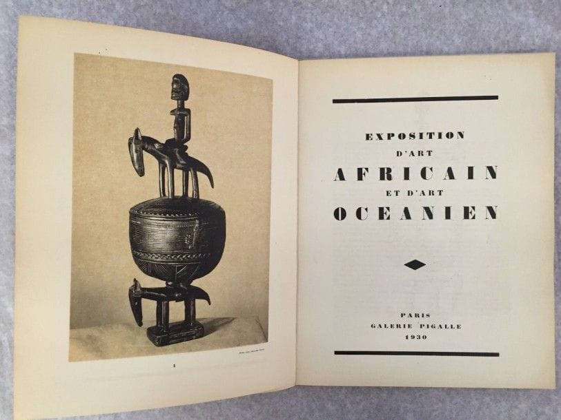 [ARTS]. Exposition d’art africain et d’art océanien. Paris : Galerie Picalle, 1930. — In-4, couverture imprimée. Agrafé. 
Catalogue recherché de l’une des premières grandes expositions consacrées aux arts premiers, organisée par l’un des plus importants promoteurs de cet art, l’expert et collectionneur Charles Ratton. Il est illustré de 16 reproductions en héliogravure.