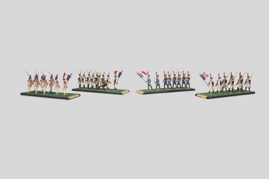 CBG
- Fusiliers Saint-Cyr, 8 figurines. 
- Voltigeurs d’infanterie légère, 8 figurines. 
- Grenadiers hollandais, 8 figurines. 
- Voltigeurs d’infanterie de ligne, 8 figurines. 
Sur supports. 