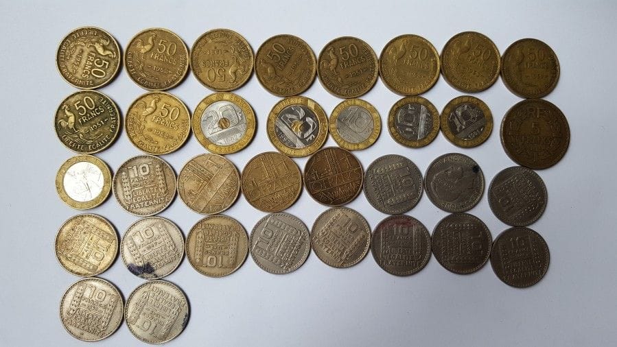 Lot de pièces métal: 14 pièces de 10 F Turin, 10 pièces de 50 F 1951-52,  3 pièces de 10 F Matthieu, 2 pièces de 20 F Mont St Michel, 4 pièces de 10 F ange de la Bastille, 1 pièce de 5 F 1945.