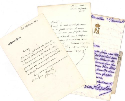 Napoléon BONAPARTE, dit le Prince Napoléon (1822-1891) fils de  Jérôme Bonaparte, homme politique démocrate. L.S. et carte de visite autographe, 1880-1887, à Eugène Labiche ; 1 page in-8 à son adresse et une carte de visite.
   Paris 15 décembre 1880, remerciant du discours de réception à l’Académie française : « Il est charmant, rempli d’une fine bonhomie et d’un grand esprit. Peut-être, ce qui le rehausse à mes yeux, c’est qu’il n’est pas tout-à-fait dans la tradition académique, heureusement pour les lecteurs »... Villa de Prangins 27 décembre 1887, carte de visite remerciant des vœux de nouvel an.
   On joint une autre L.A.S. du Prince Napoléon, et une L.A.S. de son fils Victor Napoléon, janvier 1888, à André Labiche, condoléances après la mort de son père.
