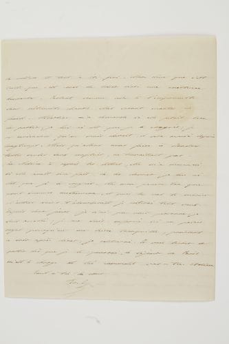 [Louis d’Orléans, duc de NEMOURS (1814-1896) deuxième fils de Louis-Philippe, général, il s’illustra en Algérie]. 6 L.A.S. adressées au duc de Nemours par son frère François prince de Joinville, sa sœur Clémentine, et sa maîtresse Mademoiselle Albertine (Albertine Albrier-Coquillard, 1810 ?-1846, danseuse à l’Opéra), février-mars 1840 ; 15 pages in-4 ou in-8, 2 adresses.
   Curieux ensemble relatif à la rupture de Nemours avec sa maîtresse, la danseuse Mademoiselle Albertine, dont la sœur cadette, Victorine dite « Fifine », était la maîtresse de Joinville. Cette rupture intervient après l’annonce du futur mariage du duc de Nemours, et les débats houleux autour du projet de dotation de revenu annuel et d’allocation pour les frais de mariage et d’établissement, projet rejeté le 20 février, entraînant la démission du ministère Soult ; le 26 avril, Nemours épouse Victoire de Saxe-Cobourg (1822-1857).
   Tuileries 18 février. Clémentine souffre pour son frère, à qui la Reine a écrit déjà : « Le sacrifice a été grand ; mais Dieu t’en récompensera […] Tu seras soutenu par l’idée que tu as agi suivant ton honneur et ton devoir ! »… Elle a subi « un violent galop du Père ». L’affaire de la dotation va bien, et Guizot pense qu’elle passera, mais on s’inquiète de l’amendement… Violente dispute du Père avec Hadji [Joinville]… qui a cédé après « une scène vive avec le Père où il a beaucoup pleuré, il a consenti à ce qu’elle partît pour l’Angleterre avec sa sœur »…
   18 [février] 1 h du matin. Joinville (« Fr. O. ») écrit à son frère : « j’ai été enveloppé dans ton malheur ; le sacrifice est consommé ; elles sont parties mais je suis navré. Soult a dit tout au Roi qui m’a fait une scène ; je n’ai pas tenu devant ses prières ; juge de ce que j’ai eu à souffrir ; je suis brisé »… Au dos de la lettre, Nemours a noté : « Enchanté du parti pris par A. Nous nous sommes compris & il y avait complette sympathie de sentimens & d’instincts. J’ai été bien touché du retour des lett