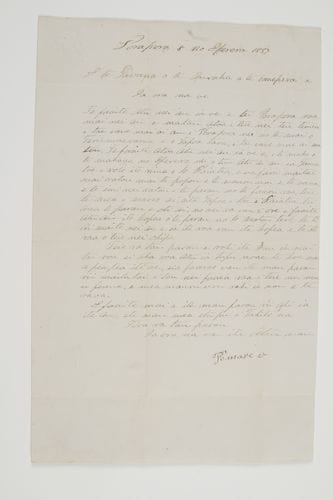 POMARÉ IV (1813-1877) Reine de Tahiti. L.S. « Pomare r », Porapora « 8 no Eperera 1857 », à « Na te Tavana te Auvaha o te Emepera » à Tahiti; 1 page in-fol., papier avec timbre sec de la République du Chili, adresse ; en tahitien.
   Très rare. « Te faaite Atu nei au ia oe e tei Porapora roa mai nei au e matou Atoa i teie nei teie temea i tae vave mai ai au i Porapora nei no te mai o Terii maevarua e o Tapoa tane »… Etc.
