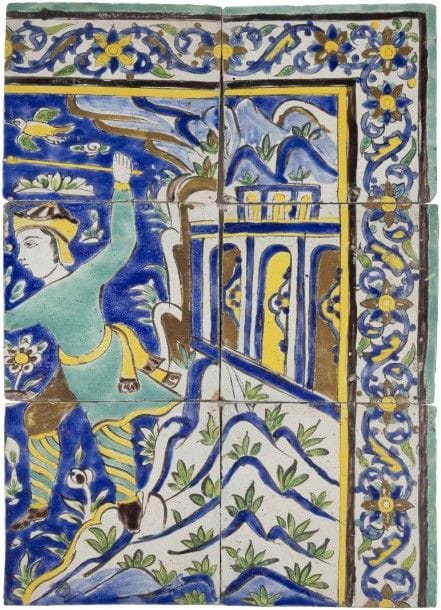 Six carreaux au guerrier dans un paysage en céramique à lignes noires, Iran qâjar, XIXe siècle 
Composition partielle à décor polychrome, présentant un jeune homme combattant avec une masse d’armes dans un paysage montagneux et devant une architecture à arcatures.  Bordure de rinceaux sur fond blanc. 
Dim. de la composition : 68 x 45 cm; dim. de chaque carreau : 225,5 x 22,5 cm
A Qâjâr composition of six moulded polychrome pottery tiles, Iran, 19th century 
