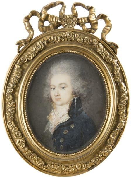 Jean Urbain GUERIN (Strasbourg, 1761 - Obernai, 1836).
Jeune Homme en costume bleu à haut col, gilet jaune
Miniature de la fin du XVIIIe siècle
Signée et datée en bas à gauche : Guérin F / 1791
Ovale 7,7 x 6,4 cm
Cadre ovale en bronze doré à décor de guirlande de fleurs, surmonté d’un nœud enrubanné, XIXe siècle, H. totale 12,6 cm
Jean Urbain GUERIN (Strasbourg, 1761
 - Obernai, 1836).


Elève de Huin puis de Regnault, Guérin fut l'un meilleurs peintres en miniature de sa génération. Ami d'enfance du maréchal Kléber dont il fit plusieurs fois le portrait, il excella dans les portraits de militaires sous l'Empire. Ses oeuvres sont présentes dans toutes les grandes collections de miniatures en France comme à l'étranger (Louvre, Victoria & Albert Museum et Wallace collection à Londres, Metropolitan museum New York ; coll. Zubov, Museo Nacional de Arte Decorativo, Buenos Aires ; Cincinnati Art Museum ; coll. Frank Spierkerman, City Art Museum of St Louis ; collection Wicanders, Nationalmuseum, Stockholm; coll. Tansey, Celle, Allemagne etc.)
