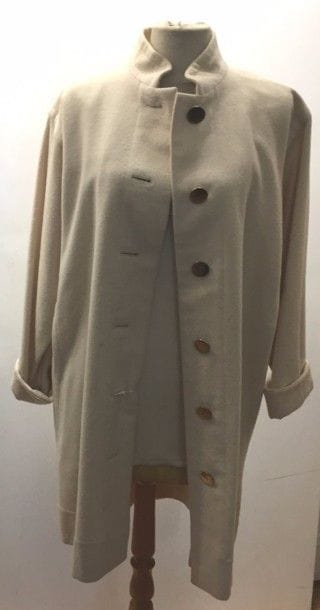 Yves St Laurent Rive Gauche
Manteau de femme beige