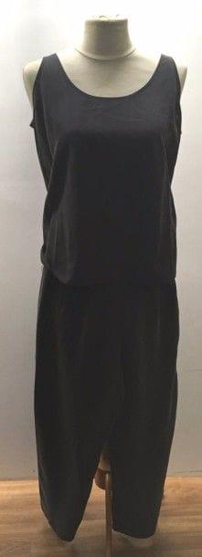 EMPORIO ARMANI
Ensemble de femme débardeur et pantalon gris en soie