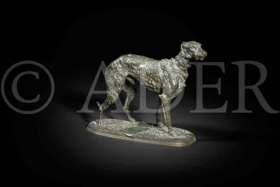 Arthur Waagen (1833 - 1898)
Le Chien « Gelert »
Epreuve en bronze à patine brune nuancée de vert
H : 23 et terrasse 26,5 x 11 cm
Signé « Waagen » sur la terrasse 
Titré et annoté dans un cartouche : Gelert -Height : 28 - Gith 32 - Weight -80 - Birmingham 1er prix 1863 - Crémone 1er prix 1864 - Islington 3ème prix et Paris 3ème prix