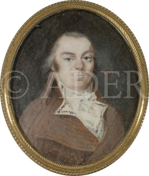 Portrait d’homme au manteau marron rayé de bleu, col à grands rabats, gilet brodé, époque Directoire
Miniature sur ivoire de la fin du XVIIIe siècle, ovale, 6 x 4,8 cm (petites restaurations)
Cerclage de laiton moulé, ovale 6,3 x 5,5 cm

On y joint :
Femme à la charlotte, à mi-corps de trois-quarts à droite, en robe bleue à guimpe blanche
Miniature sur ivoire de la fin du XVIIIe siècle, ovale, 7,2 x 5,9 cm ; cerclée de laiton
Femme à mi-corps vers la gauche, Miniature sur ivoire du XIXe siècle, ovale, 6 x 4,8 cm (insolée), cerclée de laiton doré, 6,5 x 5,4 cm