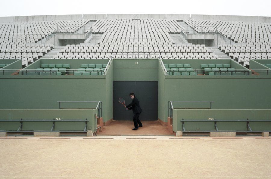 Loan NGUYEN [suisse] (née en 1977)
Santoro Tirage professionnel monté sur châssis aluminium. Exposition «Regards croisés», Galerie Sparts à Paris, mai 2010. 94 x 142 cm
