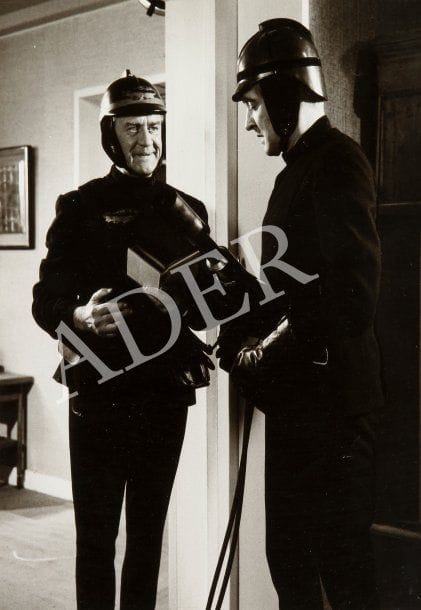 Farenheit 451, 1966. De François Truffaut, avec Julie Christie et Oscar Werner. Deux épreuves argentiques d'époque. 25 x 18,5 cm.