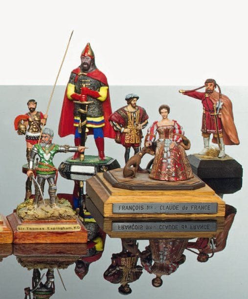 LE CIMIER
François Ier et Claude de France. Figurine finement peinte sur socle représentant le couple royal avec leur chien. Taille : 9 cm