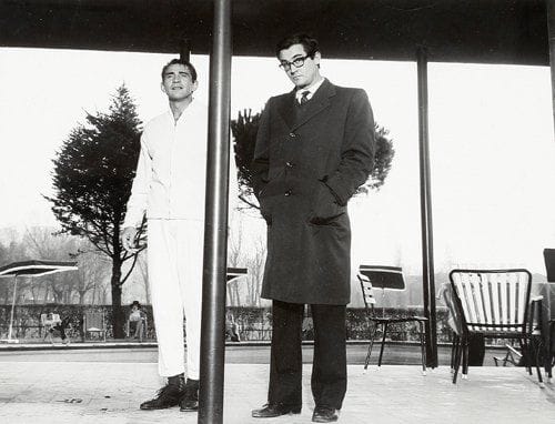 Parliamo di donne (Parlons femmes), 1964. De Ettore Scola, avec Vittorio Gassman et Walter Chiari. Sept épreuves argentiques d'époque. Tampon de presse aux versos. 27 x 20,5 cm.