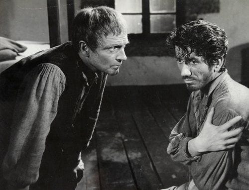 Daniel Gélin dans Dieu a besoin des hommes (1950), La fille de Hambourg (1958), Ce corps tant désiré (1959), Carthage en flammes (1960). Six épreuves argentiques d'époque. Formats : de 18 x 13 à 23,5 x 29,5 cm.