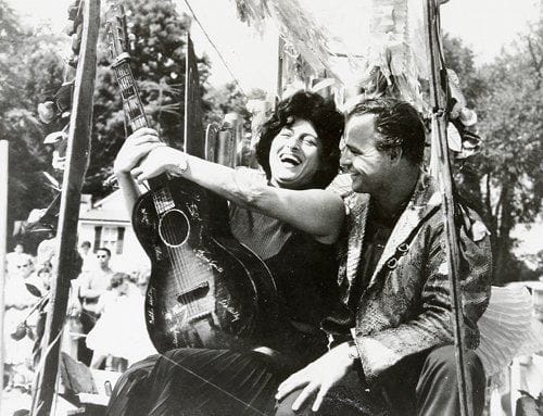 The fugitive kind (L'homme à la peau de serpent), 1960. De Sidney Lumet, avec Marlon Brando et Anna Magnani. Dix épreuves argentiques et contretypes d'époque. Tampons de presse aux versos. Formats : de 18 x 25,5 à 20,5 x 25,5 cm.