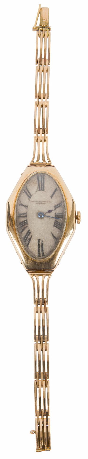 PATEK PHILIPPE & Cie. Genève
Montre de femme en or (585/1000). Modèle de 1911.
N° mécanisme 165631 correspondant à 1911.
Bracelet en or (585/1000) russe.
Poinçons du bracelet sur le fermoir: poinçon spécial pour chaînes et bracelets à quatre éléments de 1908 à 1917, titre 56, de ville Saint-Pétersbourg, de garantie, tête de femme à la coiffe et le chiffre " 3 ", ainsi que celui de l'orfèvre " " (plusieurs maîtres utilisaient ces initiales). De plus, sur une des mailles, deux poinçons rhombiques de contrôle, la tête de femme à la coiffe.
Dimensions de la montre: 3,7x2,5cm; Longueur totale bracelet ouvert: 15cm; PB: 31,16 g

Provenance : cette montre a appartenu à la comtesse Eupraxie Sergueevna STENBOCK-FERMOR (1872-1972), fille de Sergueï Nikolaevitch Somov (1834 - 1906), ancien officier des Lanciers de l'Impératrice, nommé en 1883 directeur des Domaines de Kherson et Bessarabie, avec le grade de Conseiller d'État actuel. Son époux, le comte Vladimir Vassilievitch Stenbock-Fermor (1866 - 1950), conseiller d'État actuel, député à la Douma était un important propriétaire terrien du district de Kherson du gouvernement éponyme. La comtesse Eupraxie Sergueevna est décédée à Chelles. Cette montre s'est transmise dans la famille par succession.


PATEK PHILIPPE & Cie. Женева.
Золотые дамские часы (14 каратов). Модель 1911 г.

№ механизма 165631, что соответствует 1911 году.

На русском золотом браслете.

Клейма на застежке браслета: четырехзначное весовое клеймо для золотых цепей и браслетов с 1908 по 1917 гг., 56 проба, Санкт-Петербург, голова в кокошнике и цифра « 3 » и клеймо мастера «
А Б» (несколько мастеров употребляли этот именник одновременно). Кроме того, на одном звене — два ромбических клейма.

Размер часов: 3,7 х 2,5 см ; Длина браслета: 15 см ; Общий вес: 31,16 г

Провенанс : часы принадлежали графине Евпраксии Сергеевне СТЕНБОК-ФЕРМОР (1872 – 1972), дочери Сергея Николаевича Сомова (1834 - 1906), бывшего офицера Уланского Ея Величества Лейб-Гвардии полка, назначенного в 1883 управляющим Государственными имуществами Херсонской и Бессарабской губерний, в чине действительного статского советника. Супруг её, граф Владимир Васильевич Стенбок-Фермор (1866 - 1950), крупный землевладелец Херсонского уезда Херсонской губернии. Избирался членом Государственной думы II и III созывов от Херсонской губернии, в 1914 года произведен в действительные статские советники. Графиня Евпраксия Сергеевна скончалась в Шелле.
Часы передавались в семье по наследству.