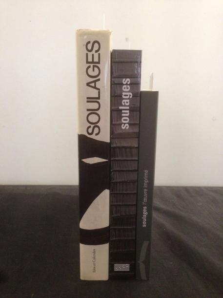[SOULAGES Pierre]
3 volumes dont Soulages, l’œuvres imprimés par Pierre Encrevé et Soulages, Monographie par James Johnson Sweeney.