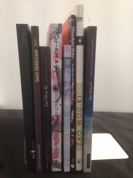 [CHINE - JAPON]
Zao Wou-Ki - Sanyu - Gao Xingjian - Wu Xiaochuan - Munakata Shiko
8 volumes.